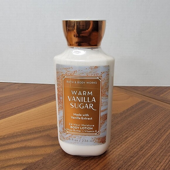 Bath & Body Works Body Lotion Set 8 fl oz - Warm Vanilla Sugar. New Sealed - Picture 1 of 3